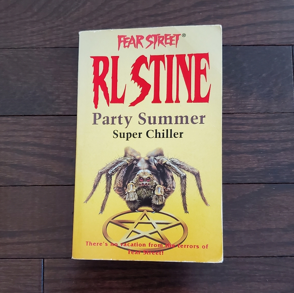 RARE Fear Street "Party Summer" UK Edition